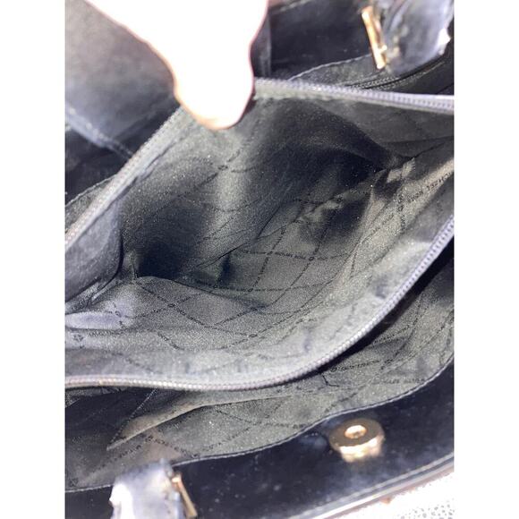 MICHAEL KORS LARGE BLACK LEATHER HANDBAG WITH LOCK CHARM - Picture 9 of 15